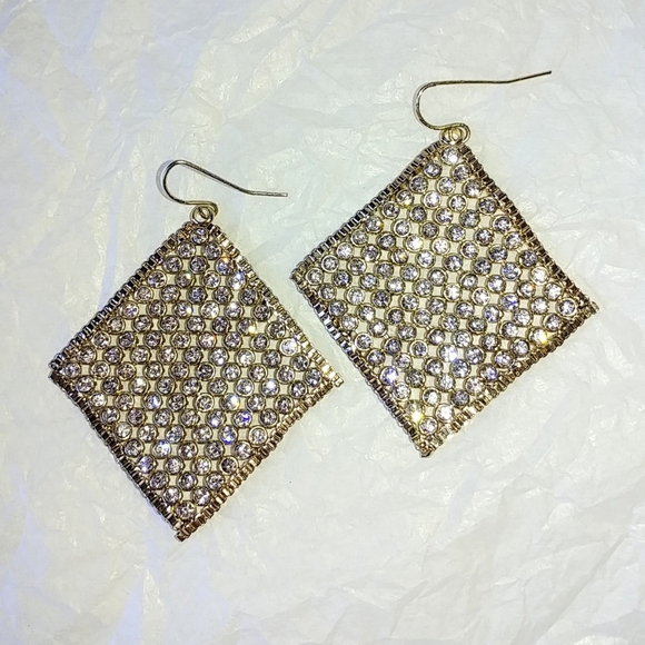 Jewelry - BEZEL SET RHINESTONE DANGLE EARRINGS - LOTS OF SPARKLE